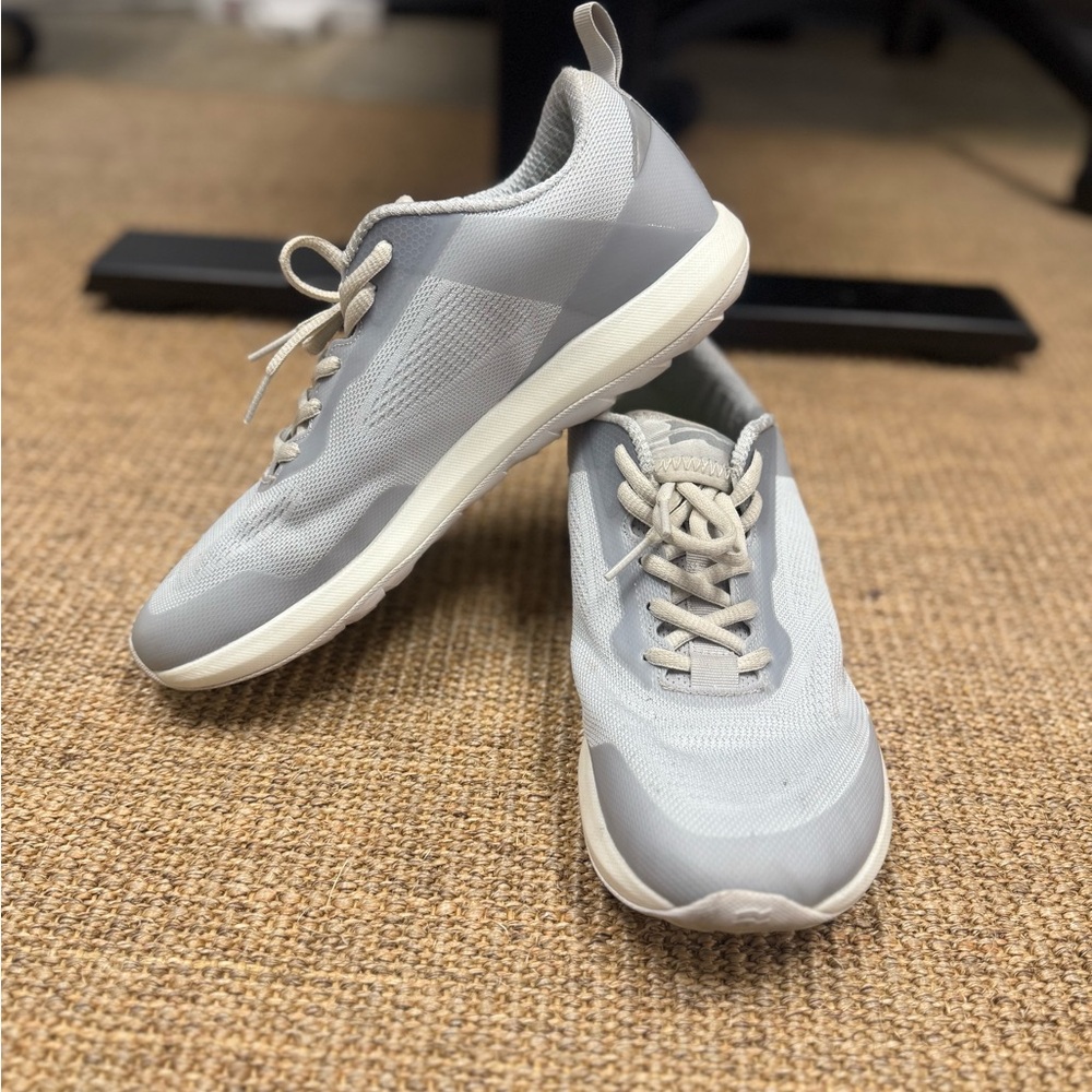Women's Light Gray Athletic Shoes